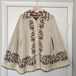 Vintage 70s Knit Poncho Cape Cream Bird
